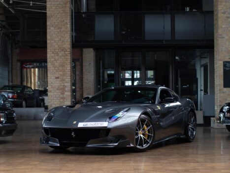 FERRARI F12 TDF