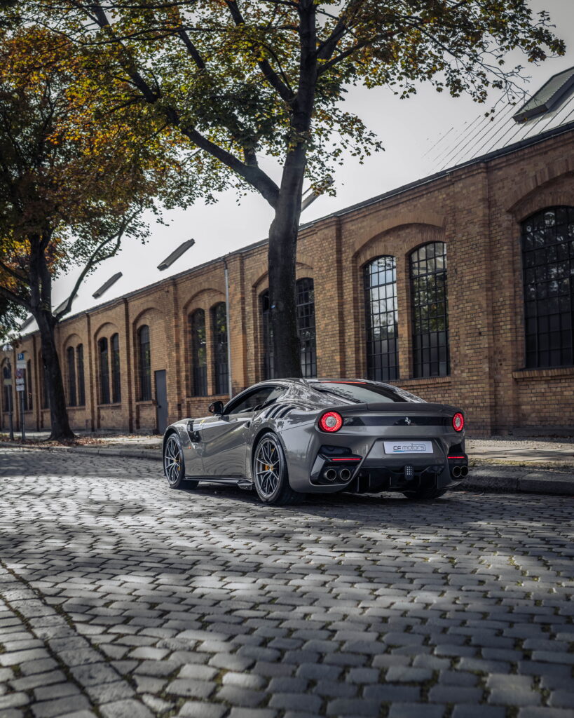 FERRARI F12 TDF