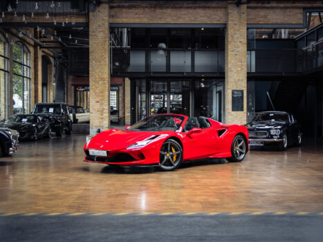 FERRARI F8 Spider LIFT, CARBON, LED, XPEL, RACING SEATS