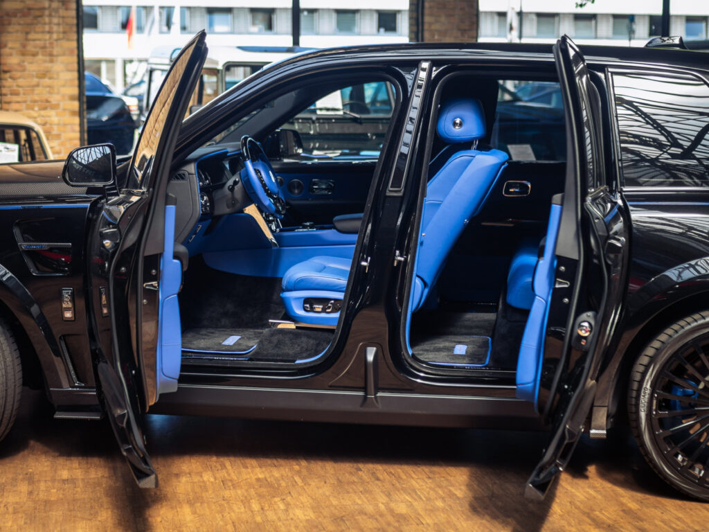 ROLLS ROYCE Cullinan Black Badge MANSORY WIDE BODY, 360, 24"