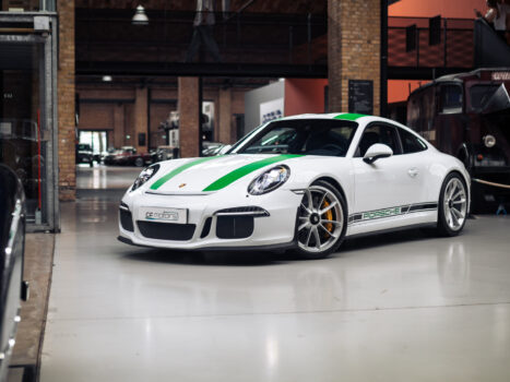 PORSCHE 991 R LIGHTWEIGHT - NO AC, NO RADIO, SMF
