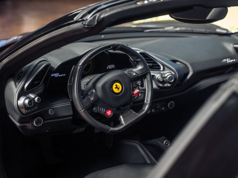 FERRARI 488 Spider JBL, LIFT, CAM, LEDS