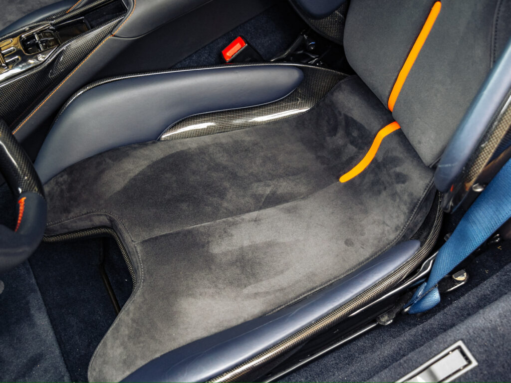 FERRARI SF90 Stradale UNIQUE, LIVERY, LIFT, CAM, CARBON