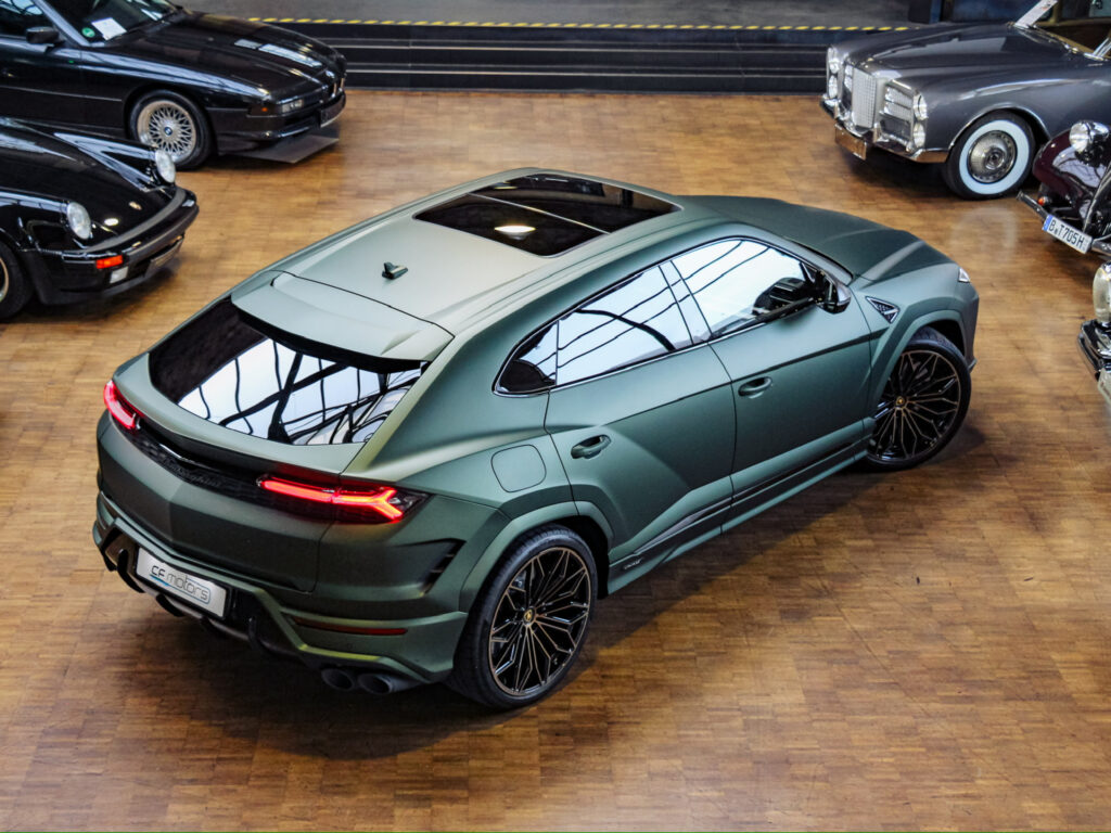 LAMBORGHINI Urus SE CARBON, PANO, REAR ENT, B&O, 360 CAM