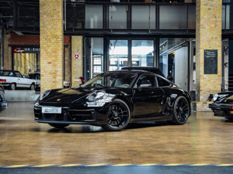 PORSCHE 992/911 Carrera GTS BOSE, CARBON, PANO, 360 CAM