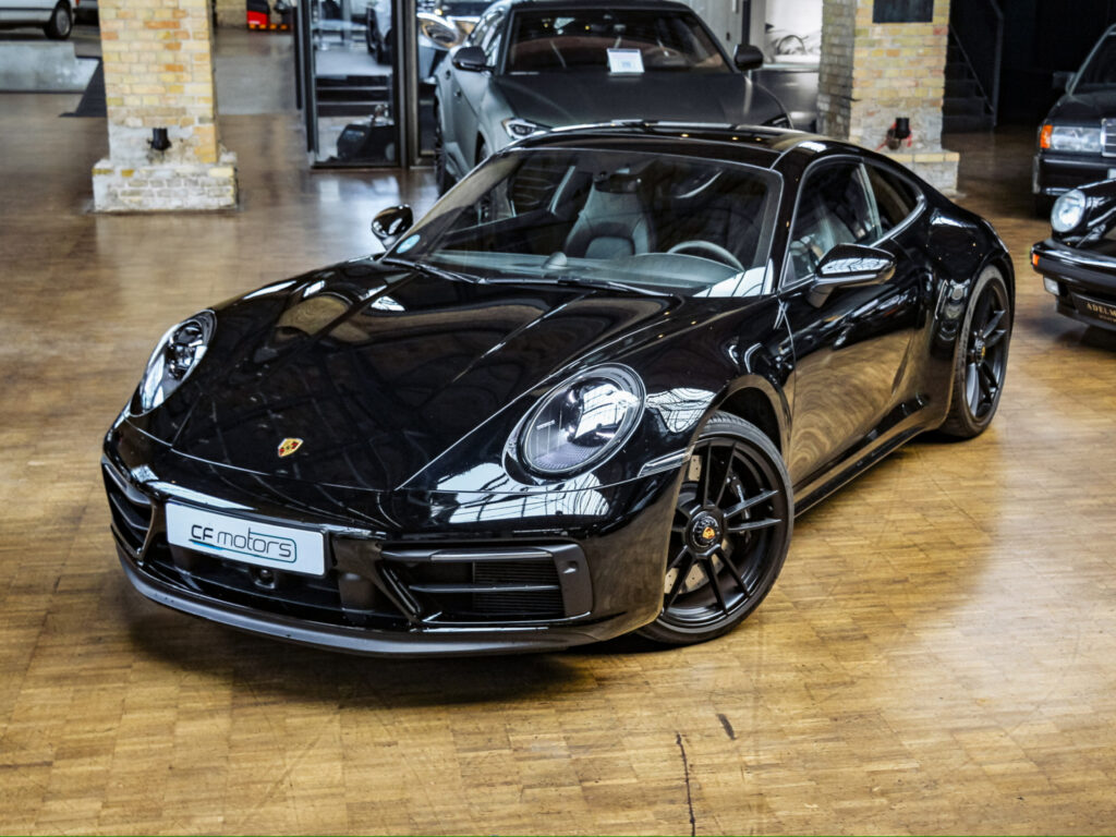 PORSCHE 992/911 Carrera GTS BOSE, CARBON, PANO, 360 CAM