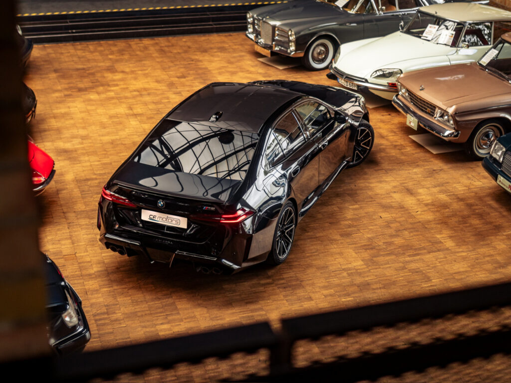 BMW M5 ULTIMATE PACK, 0,5%, CARBON, BOWERS, CCB