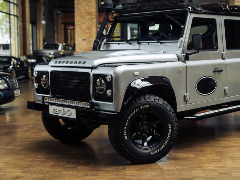 LAND ROVER Defender TD4 110 SW Experience RECARO
