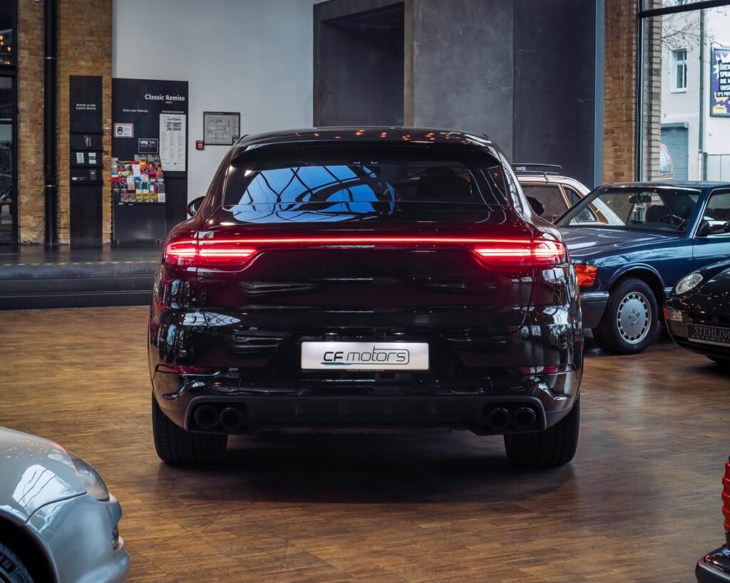 PORSCHE Cayenne Turbo Coupé