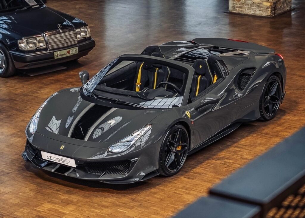 FERRARI 488 Pista Spider