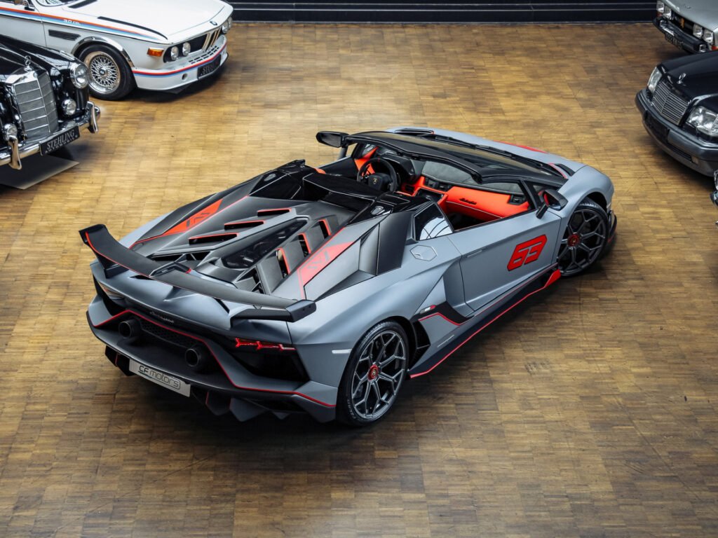 LAMBORGHINI Aventador SVJ 63 Roadster LIFT, отличное состояние