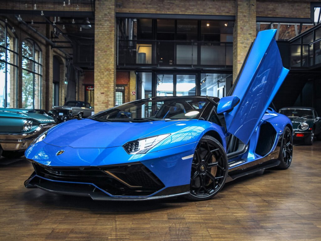 LAMBORGHINI Aventador LP 780-4 Ultimae Roadster - 1 of 250