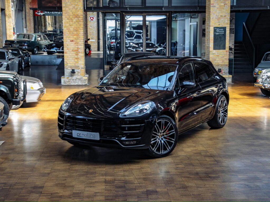 PORSCHE Macan Turbo Performance 360 CAM, CARBON, BOSE