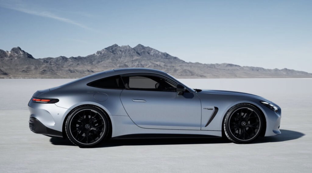 MERCEDES-BENZ AMG GT 63 4MATIC+ CARBON, PANO, 360, BURMESTER