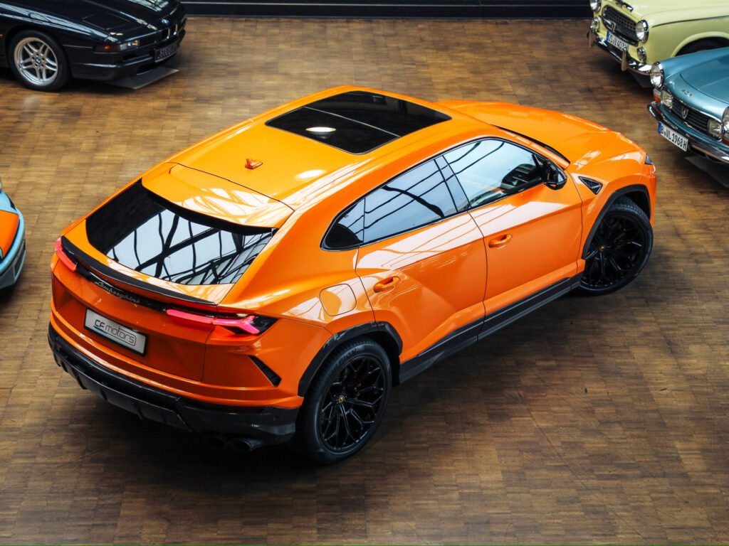 LAMBORGHINI Urus FULL CARBON, PANO, B&O, TOP CONDITION